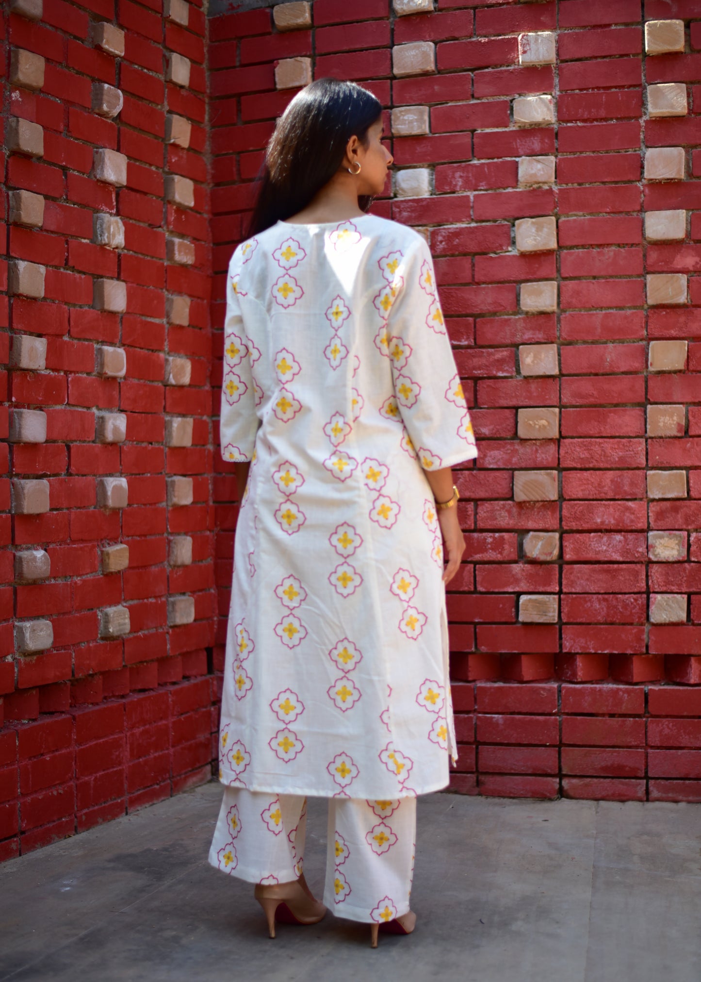 RAYON SLUB WHITE A-LINE KURTA & PALAZZO SET