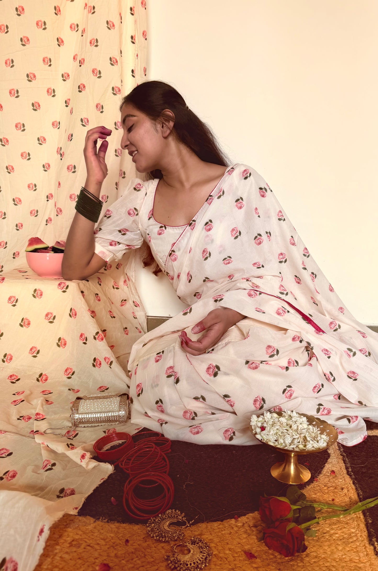 Ivory Rose Malmal Saree with unstiched blouse – Subtle Elegance